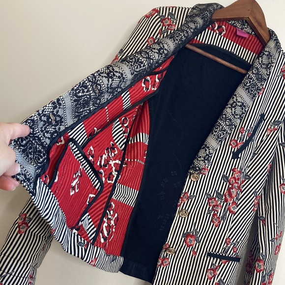 Save the Queen Blazer Womens Large Black White Red Floral Stripe Sheer Stretch - Picture 12 of 15